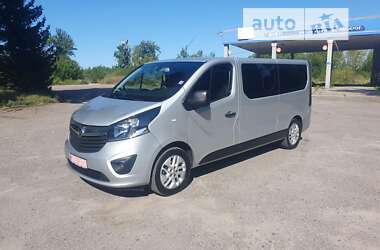 Мінівен Opel Vivaro 2015 в Заліщиках