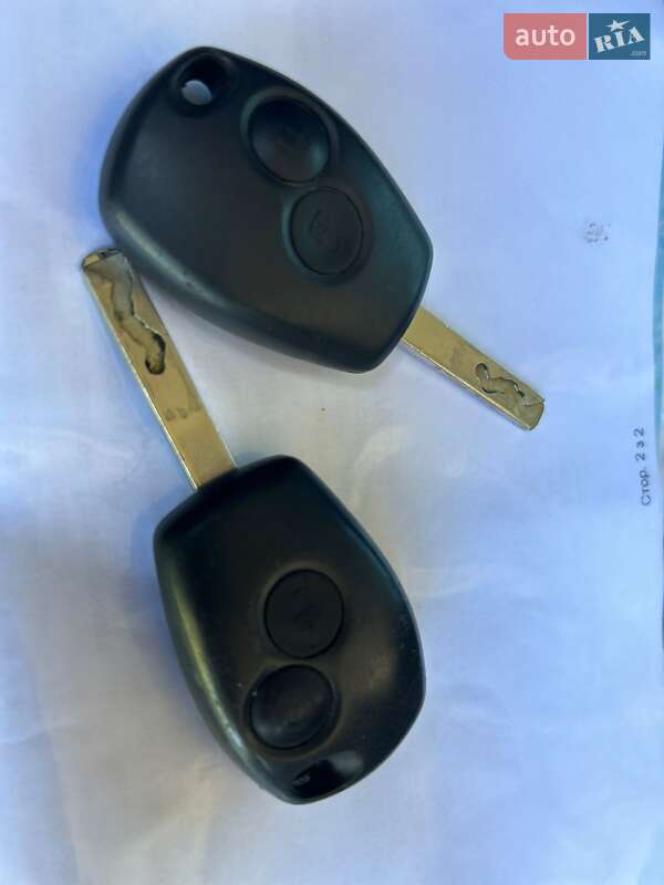 Мінівен Opel Vivaro 2015 в Львові