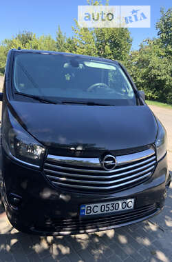 Минивэн Opel Vivaro 2016 в Радехове