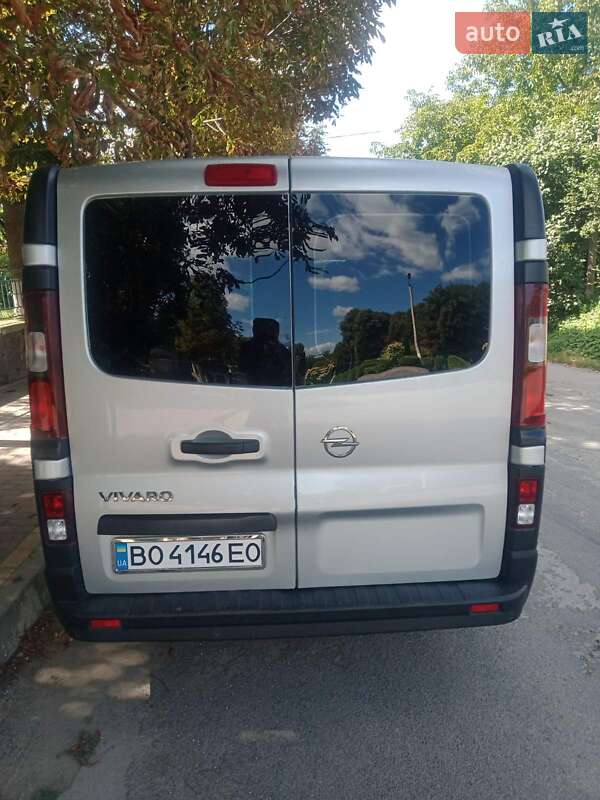 Мінівен Opel Vivaro 2018 в Тернополі