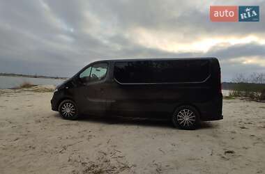 Мінівен Opel Vivaro 2015 в Львові