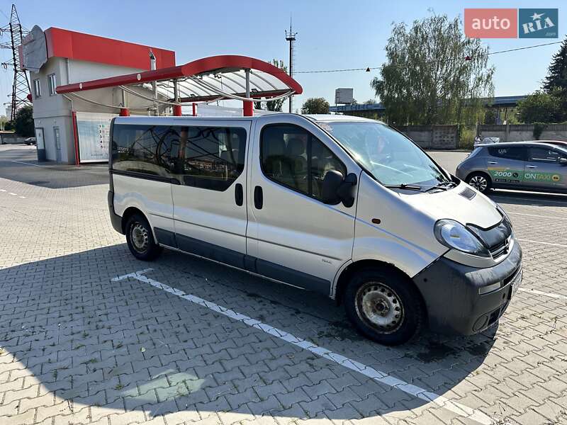 Минивэн Opel Vivaro 2006 в Виннице