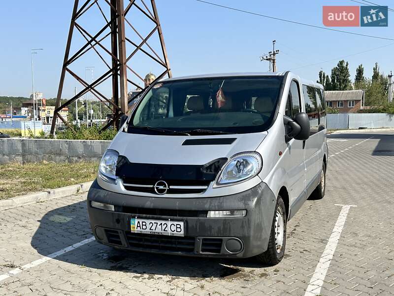 Минивэн Opel Vivaro 2006 в Виннице