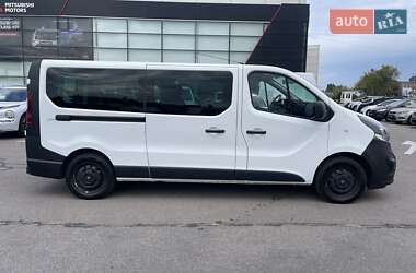 Минивэн Opel Vivaro 2019 в 