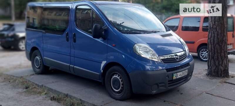 Мінівен Opel Vivaro 2008 в Києві