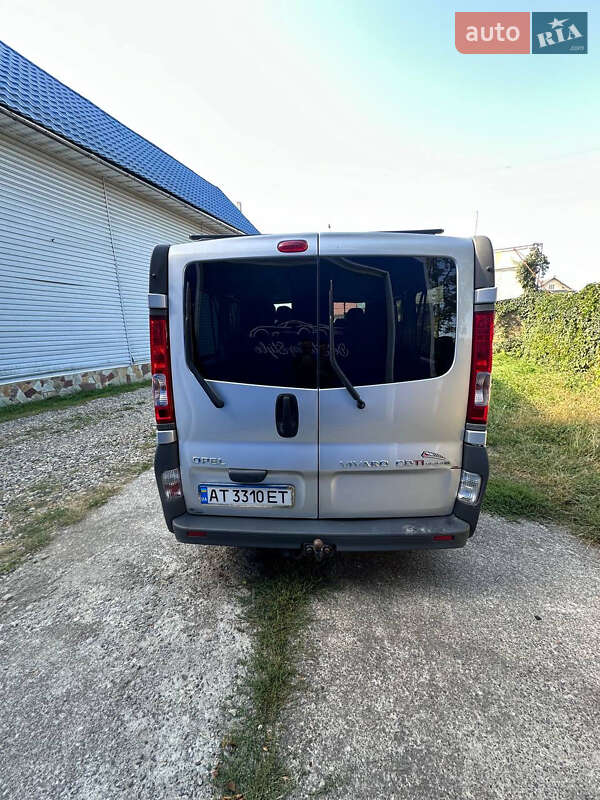 Мінівен Opel Vivaro 2013 в Ланчині