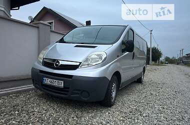 Грузовой фургон Opel Vivaro 2010 в Коломые