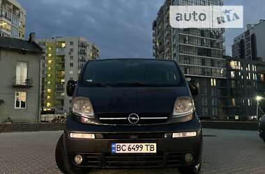 Мінівен Opel Vivaro 2004 в Львові