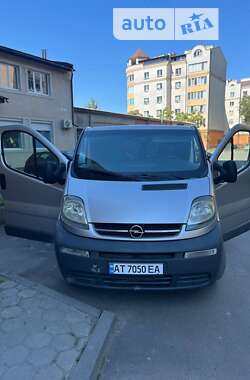 Мінівен Opel Vivaro 2001 в Івано-Франківську