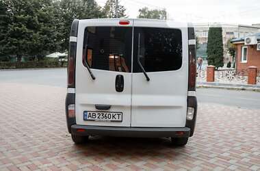 Минивэн Opel Vivaro 2005 в Баре