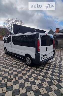 Мінівен Opel Vivaro 2011 в Ананьїві