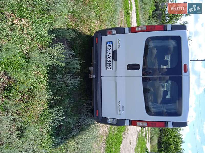 Мінівен Opel Vivaro 2009 в Ізюмі