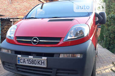 Вантажний фургон Opel Vivaro 2006 в Черкасах