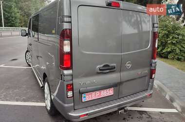 Минивэн Opel Vivaro 2015 в Дубно