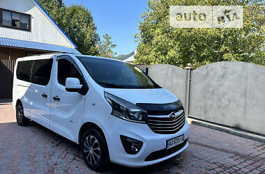 Мінівен Opel Vivaro 2015 в Калинах