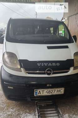 Минивэн Opel Vivaro 2003 в Яремче