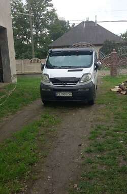 Мінівен Opel Vivaro 2005 в Чернівцях