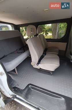 Минивэн Opel Vivaro 2012 в 
