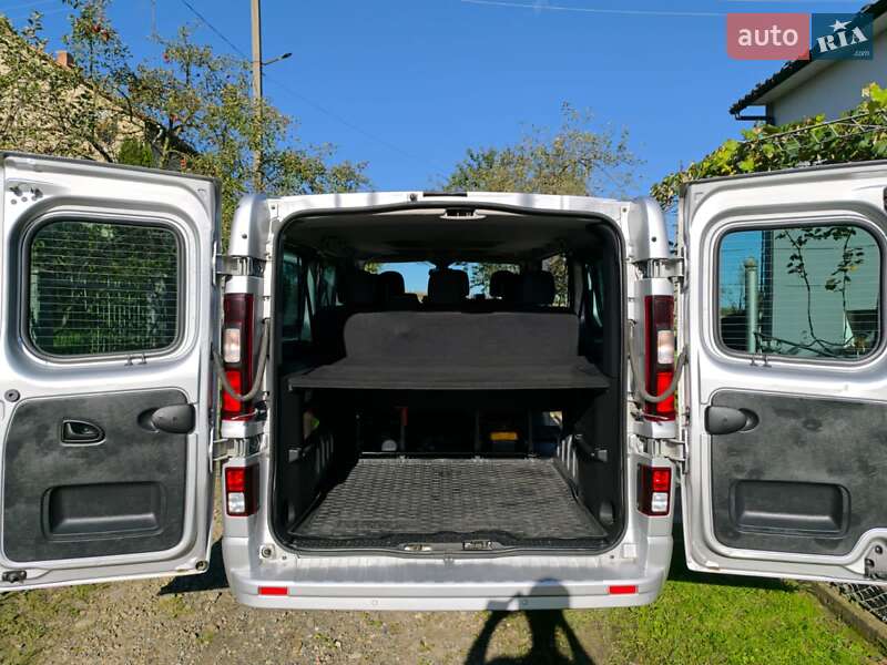 Мінівен Opel Vivaro 2017 в Дрогобичі