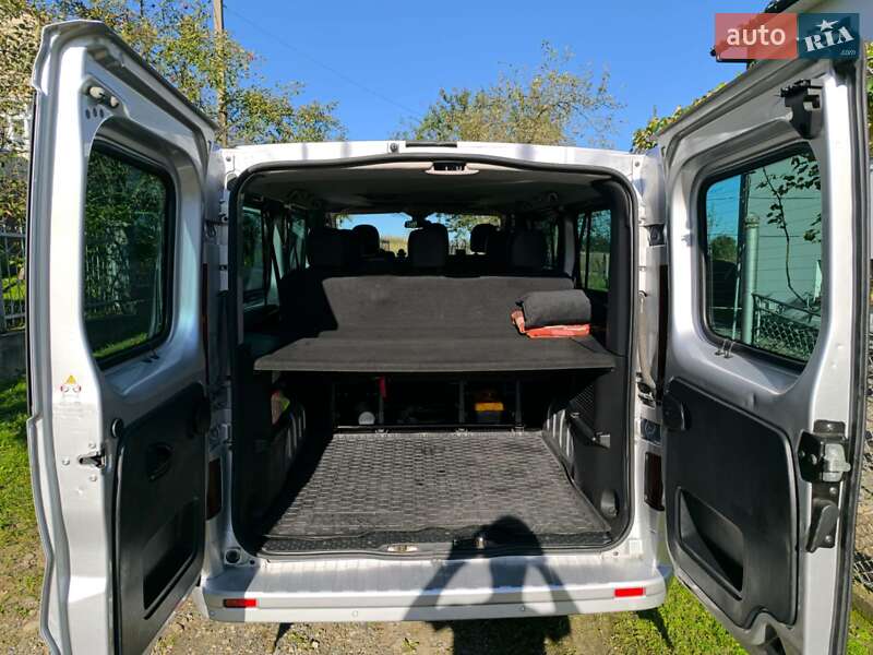 Мінівен Opel Vivaro 2017 в Дрогобичі