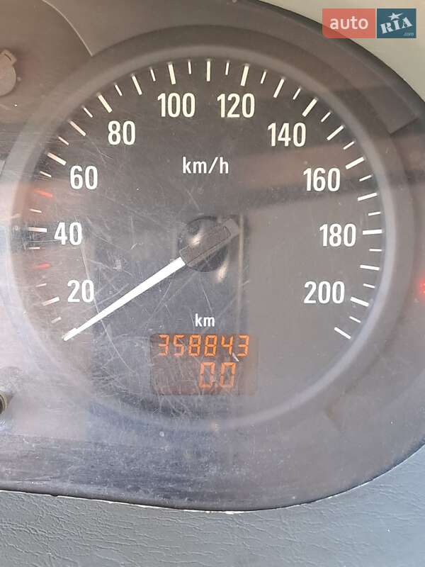 Минивэн Opel Vivaro 2004 в Чорткове фото 4 Минивэн Opel Vivaro 2004 в Чорткове