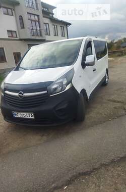 Минивэн Opel Vivaro 2015 в Львове