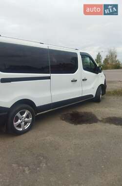Мінівен Opel Vivaro 2015 в Львові