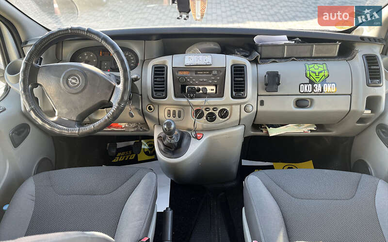 Минивэн Opel Vivaro 2006 в Мукачево