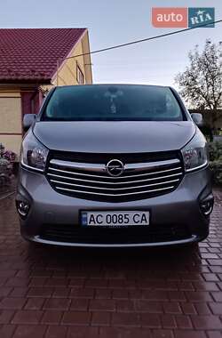 Минивэн Opel Vivaro 2016 в 