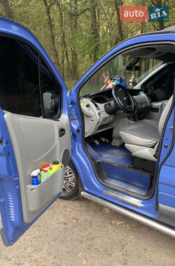 Минивэн Opel Vivaro 2010 в 