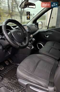 Минивэн Opel Vivaro 2014 в 