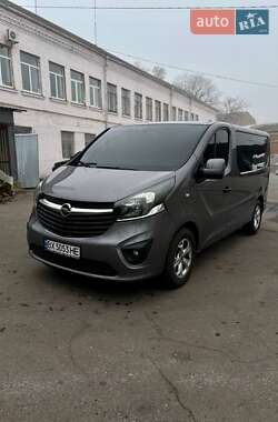 Минивэн Opel Vivaro 2014 в 