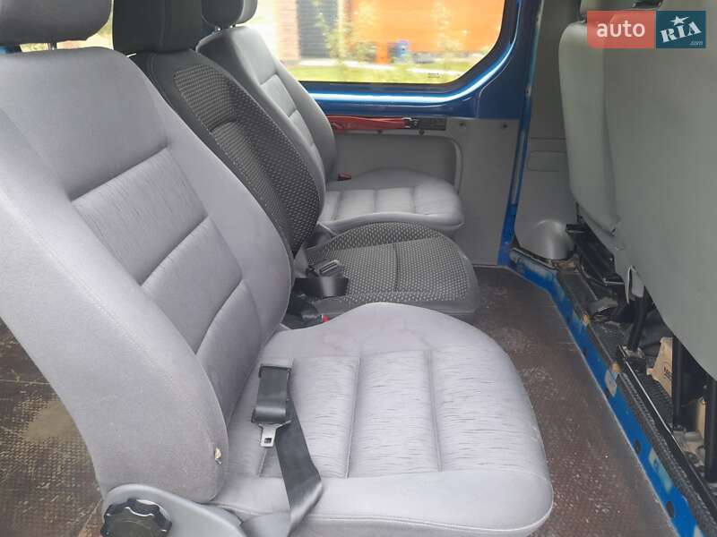 Минивэн Opel Vivaro 2007 в Луцке