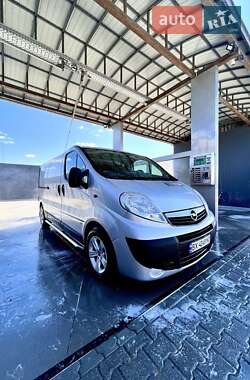 Вантажний фургон Opel Vivaro 2012 в Хотині