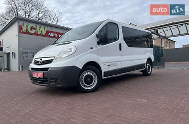 Мінівен Opel Vivaro 2014 в Рівному