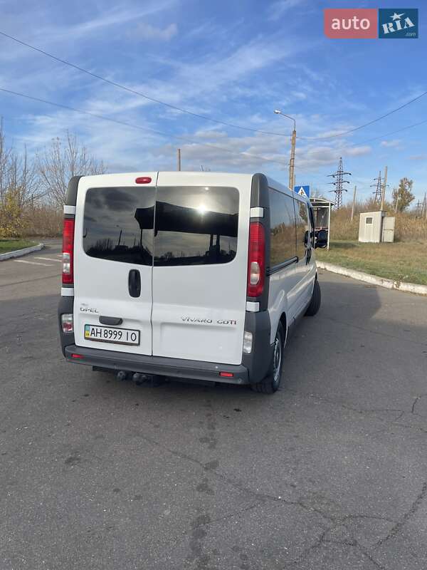 Мінівен Opel Vivaro 2013 в Слов'янську