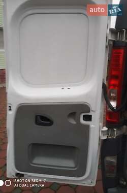 Грузовой фургон Opel Vivaro 2013 в 