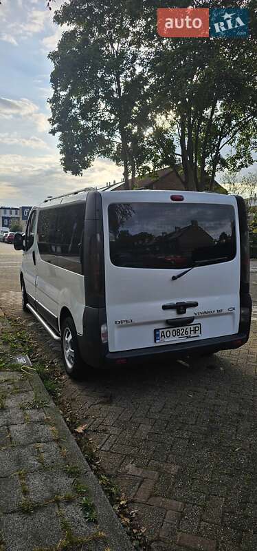 Opel Vivaro 2005