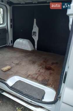 Грузовой фургон Opel Vivaro 2005 в 