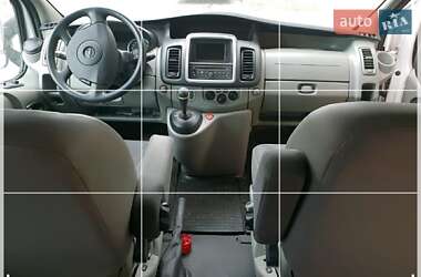 Минивэн Opel Vivaro 2012 в 