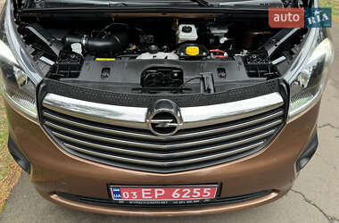 Минивэн Opel Vivaro 2018 в Киеве