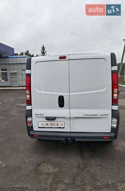 Минивэн Opel Vivaro 2014 в Дубно