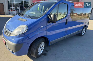 Мінівен Opel Vivaro 2014 в Калуші