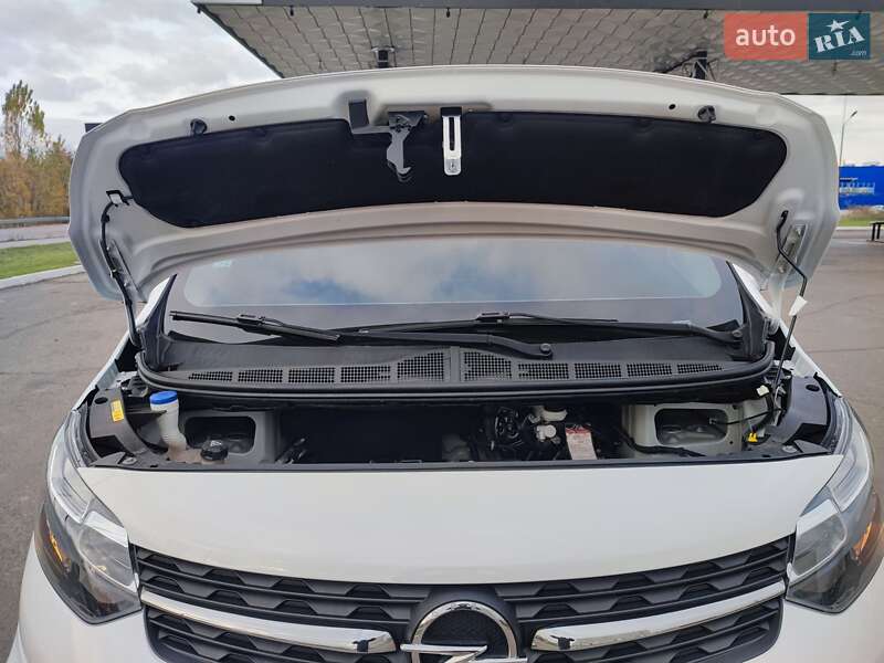 Грузовой фургон Opel Vivaro 2020 в Дубно