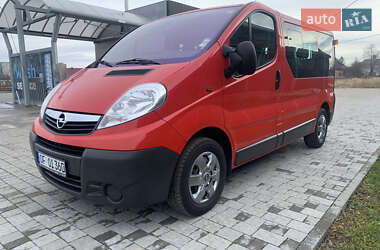 Минивэн Opel Vivaro 2014 в Буске