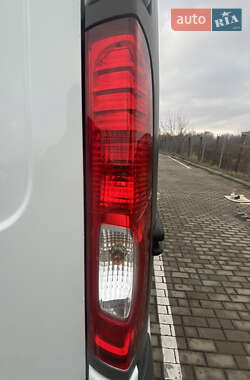 Вантажопасажирський фургон Opel Vivaro 2012 в Дубні