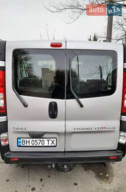Минивэн Opel Vivaro 2011 в 