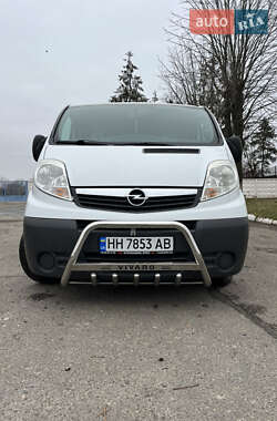 Мінівен Opel Vivaro 2011 в 