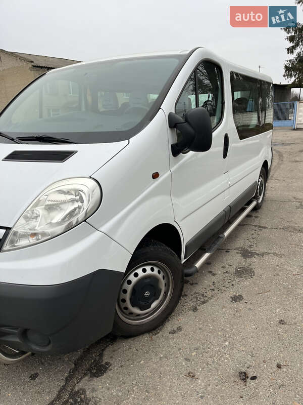 Минивэн Opel Vivaro 2011 в Подольске