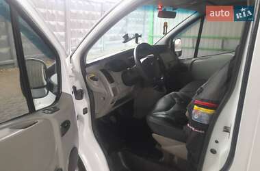 Мінівен Opel Vivaro 2006 в Кам'янець-Подільському